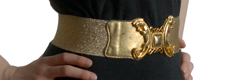 Gold elastic belt (photo credit: Bethlesvintage)